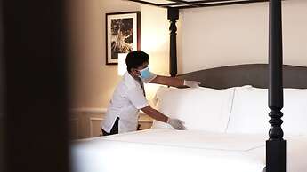 Raffles Grand Hotel d'Angkor
