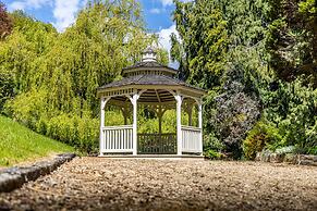 Best Western Limpley Stoke Hotel