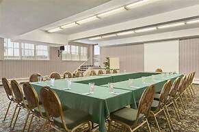 Travelodge by Wyndham Edmundston