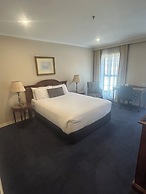 Canterbury International Hotel