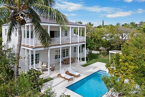 Pink Sands Resort
