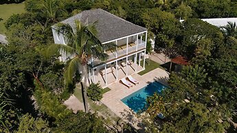 Pink Sands Resort