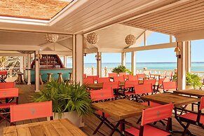 Coral Sands Inn & Cottages