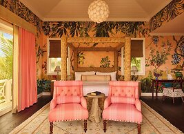 Coral Sands Inn & Cottages