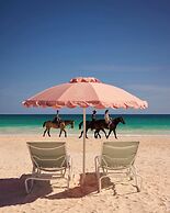 Coral Sands Inn & Cottages