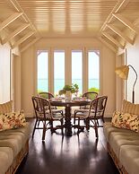 Coral Sands Inn & Cottages