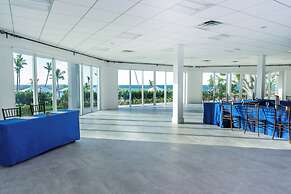 Abaco Beach Resort and Boat Harbour Marina