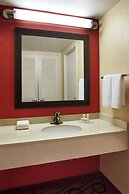 Courtyard by Marriott Niagara Falls