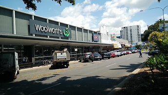 Hides Hotel Cairns