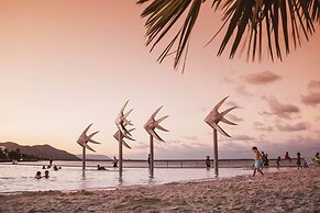Hides Hotel Cairns