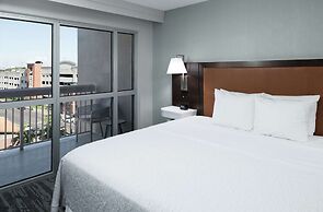Hampton Inn & Suites Memphis-Beale Street
