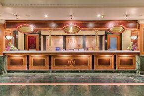Quality Hotel D V Manor
