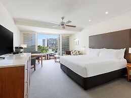 Pullman Reef Hotel Casino