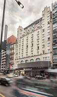 Broadway Hotel & Suites