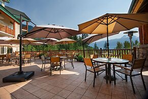 Coast Hillcrest Hotel