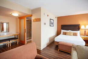 Coast Hillcrest Hotel