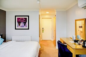The Warwick Hotel by Colombo Edition