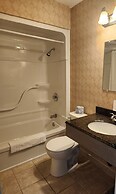 Travelodge by Wyndham Amherst