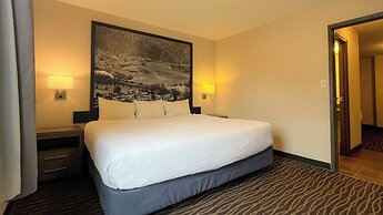 Super 8 by Wyndham Revelstoke BC