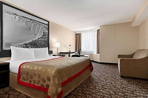 Ramada by Wyndham Niagara Falls Near the Falls