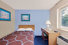 Super 8 by Wyndham Newburgh/West Point Near Stewart Airport