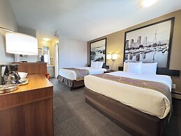 Super 8 by Wyndham Guelph