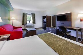 Super 8 by Wyndham Ambassador Bridge Windsor ON