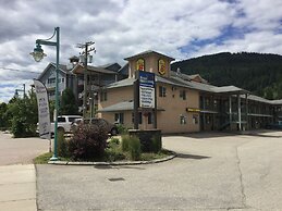 Super 8 by Wyndham Sicamous