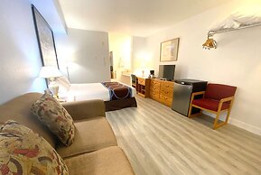 Super 8 by Wyndham Sicamous