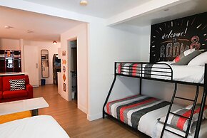 Super 8 by Wyndham Calgary Shawnessy Area