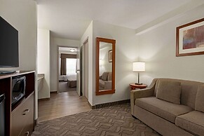 Super 8 by Wyndham Calgary Shawnessy Area