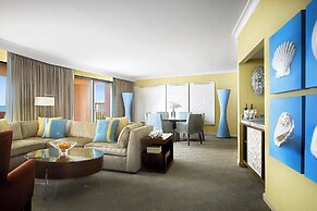 The Royal at Atlantis