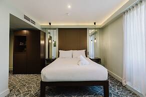 The Lancaster Hotel