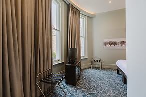 The Lancaster Hotel