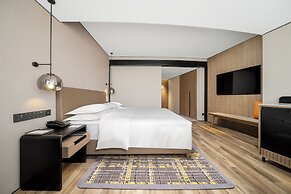 Sheraton Chengdu Lido Hotel