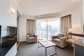Cosmo Apartment Hotel
