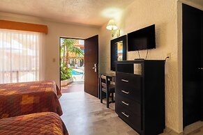 Azteca Inn