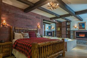 Fantasyland Hotel