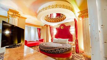 Fantasyland Hotel
