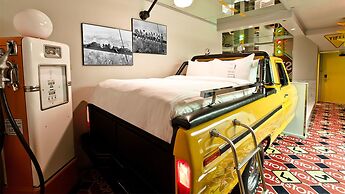 Fantasyland Hotel