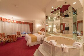 Fantasyland Hotel