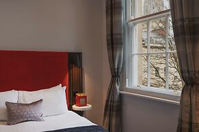 Berkeley Square Hotel