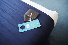 Discovery Inn Hotel