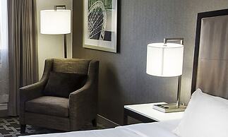 Hilton Niagara Falls/Fallsview Hotel & Suites