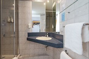 Holiday Inn Express Gloucester - South by IHG