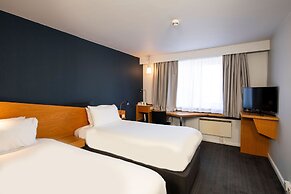 Holiday Inn Express Gloucester - South by IHG