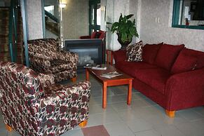 Lexington Inn & Suites Windsor