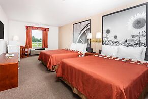 Super 8 by Wyndham Morden