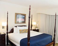 The Courtleigh Hotel and Suites
