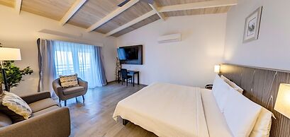 Trade Winds Hotel
